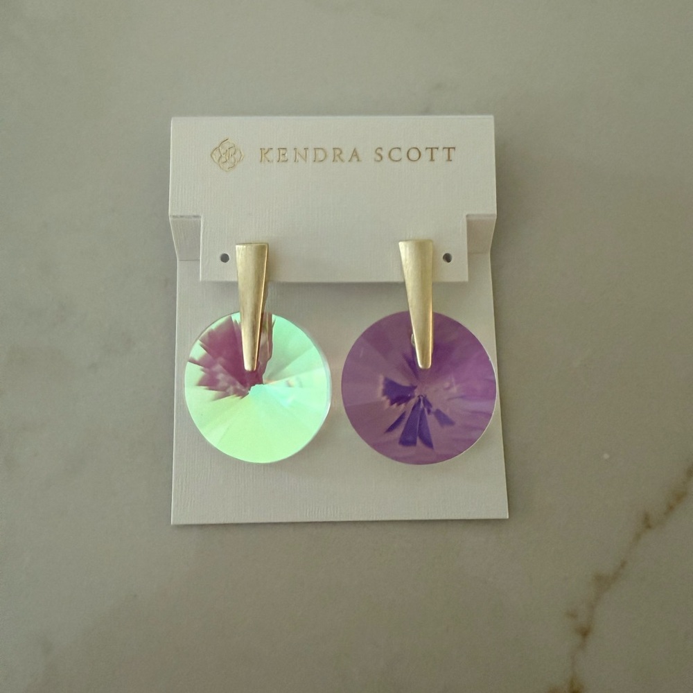 Brand new Beautiful Kendra Scott Dichroic Earrings In Gold